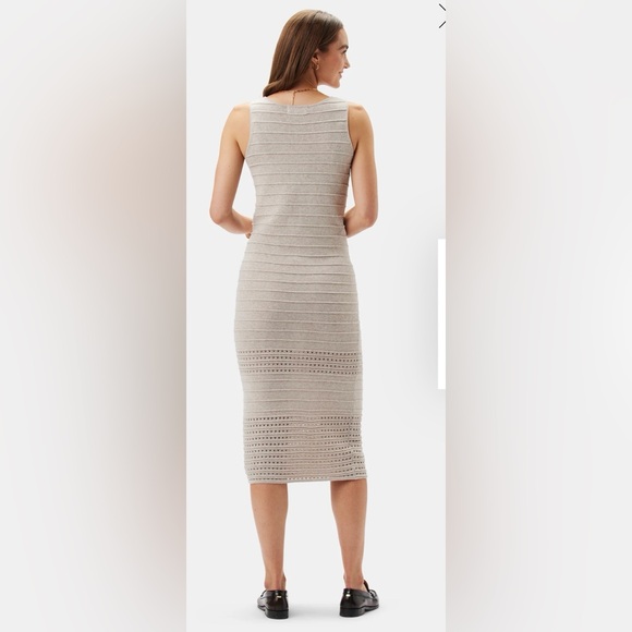 Dress - Picture 3 of 7